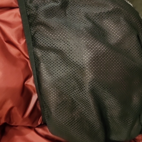 Levis Puffer coat with hood - Picture 12 of 14